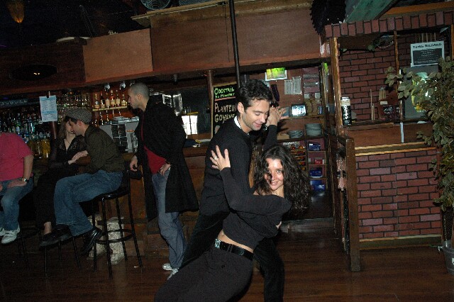 min 2005 12 18 sharkys 083